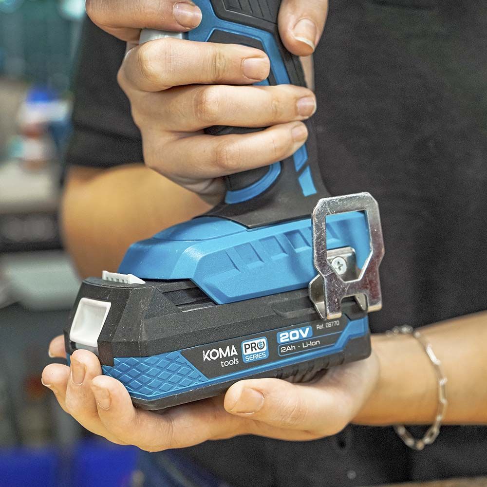 KIT TALADRO PERCUTOR ATORNILLADOR 20 V PRO SERIES CON 2 BATERIAS 2.0A Y CARGADOR gallery 8