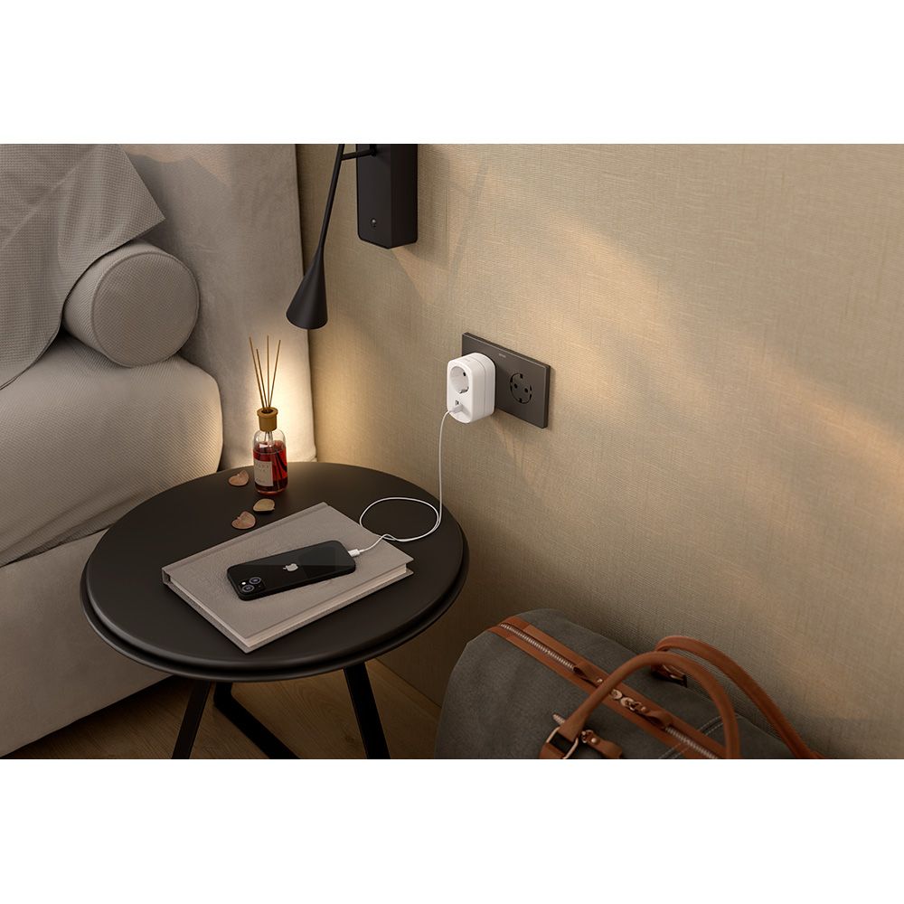 ADAPTADOR COMBI 30 W USB A + C + 1 TOMA SCHUKO, 16 A 250 V~, BLANCO gallery 1