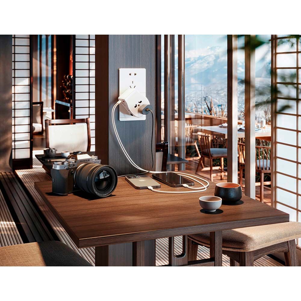 ADAPTADOR VIAJE UNIVERSAL 3 USB (1A+2C) 20 W gallery 1