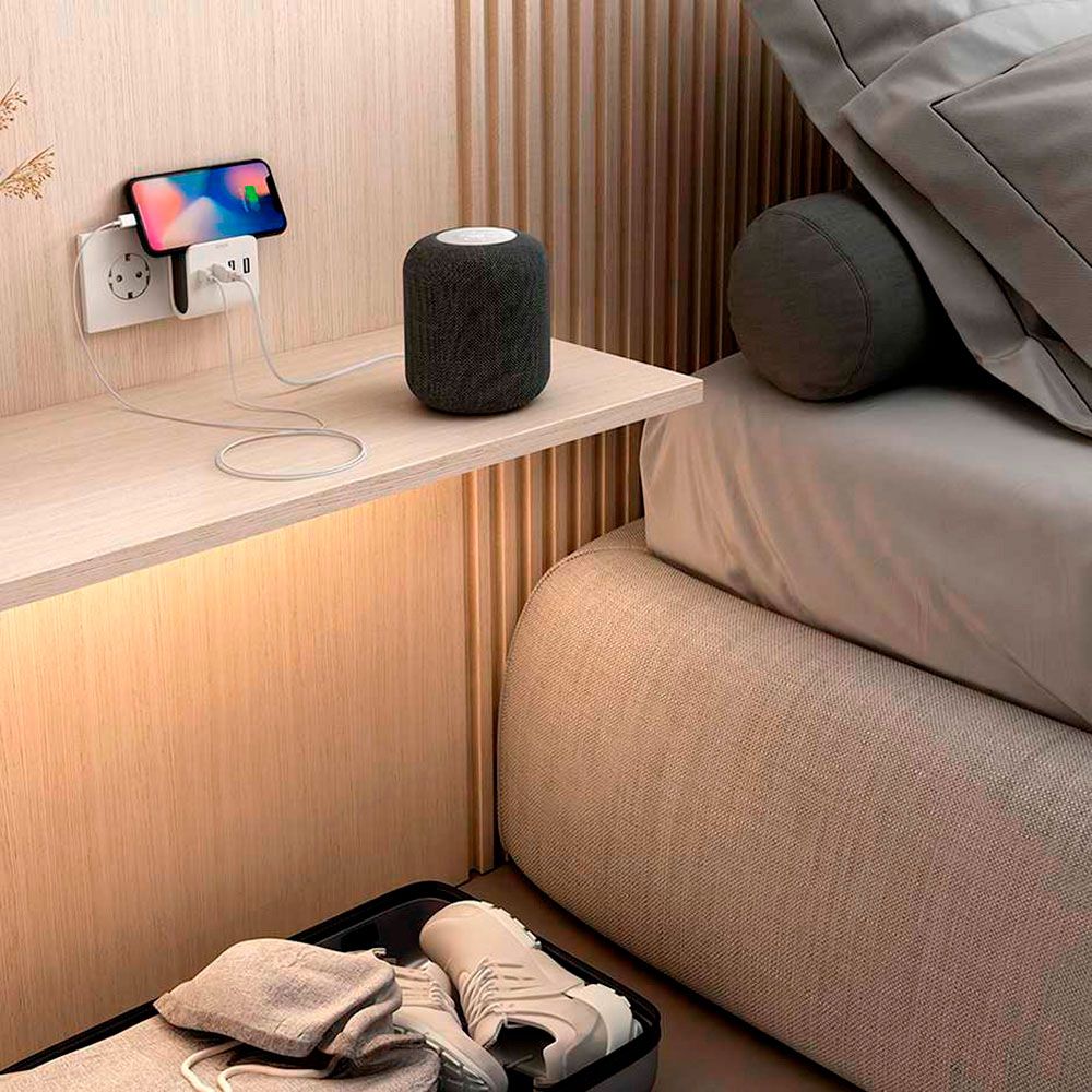 ADAPTADOR 3 USB A + 1 USB C 16 A CON SOPORTE PARA SMARTPHONE gallery 1