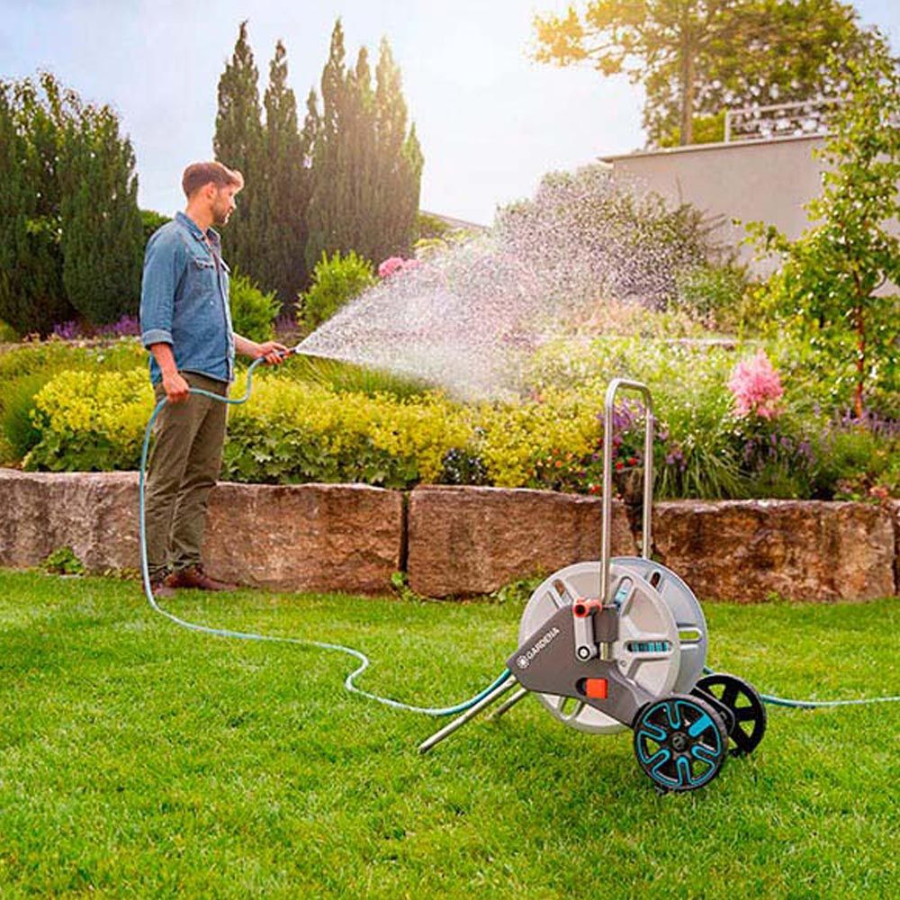 CARRO DE METAL CON MANGUERA 25 m gallery 1