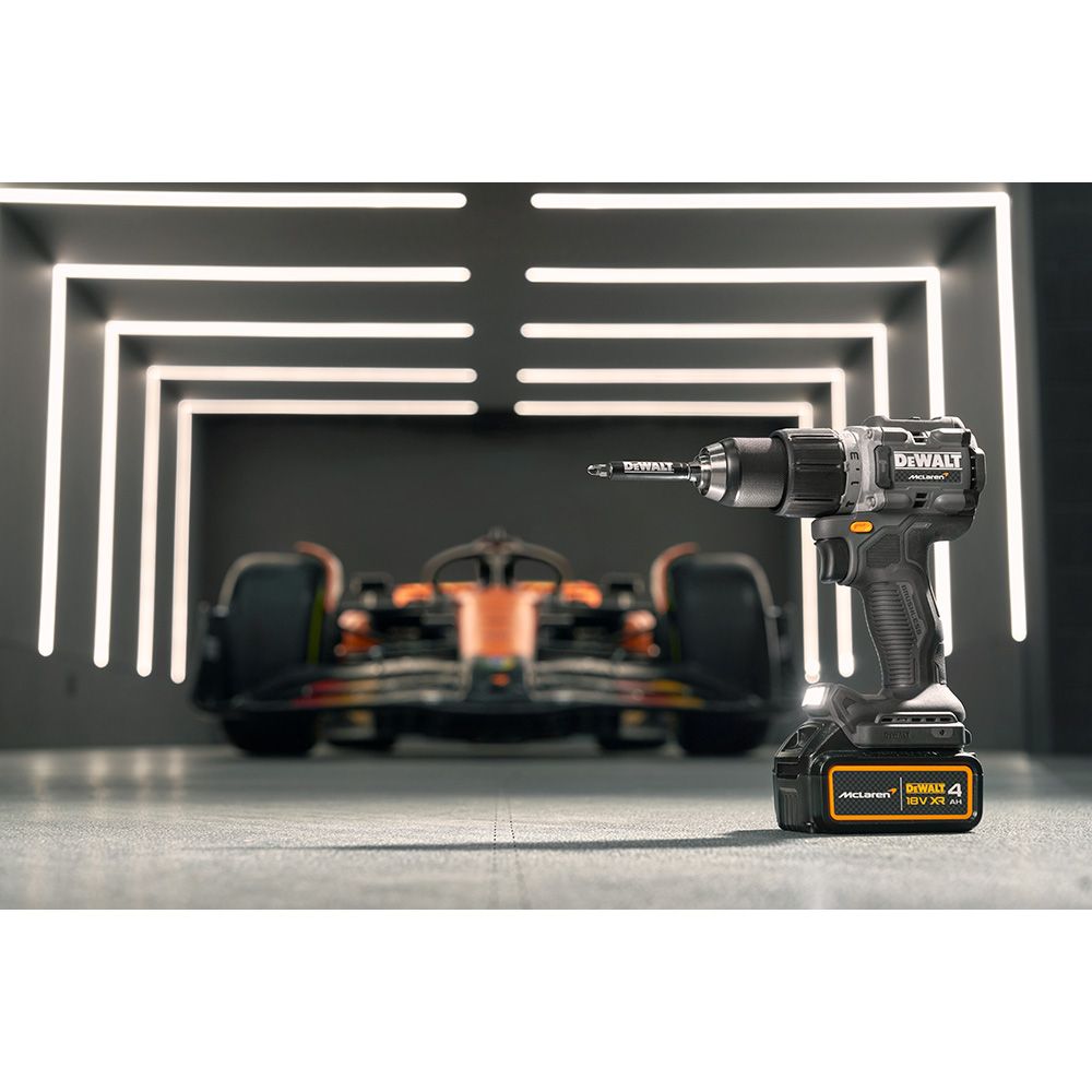 KIT TALADRO PERCUTOR MCLAREN XR BRUSHLESS 18 V CON 2 BATERÍAS LI-ION 4 Ah Y MALETÍN TSTAK gallery 5