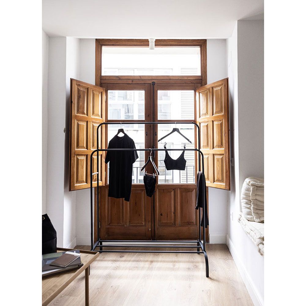 PERCHERO BURRO HANGY DUO NEGRO HASTA 30 kg gallery 5