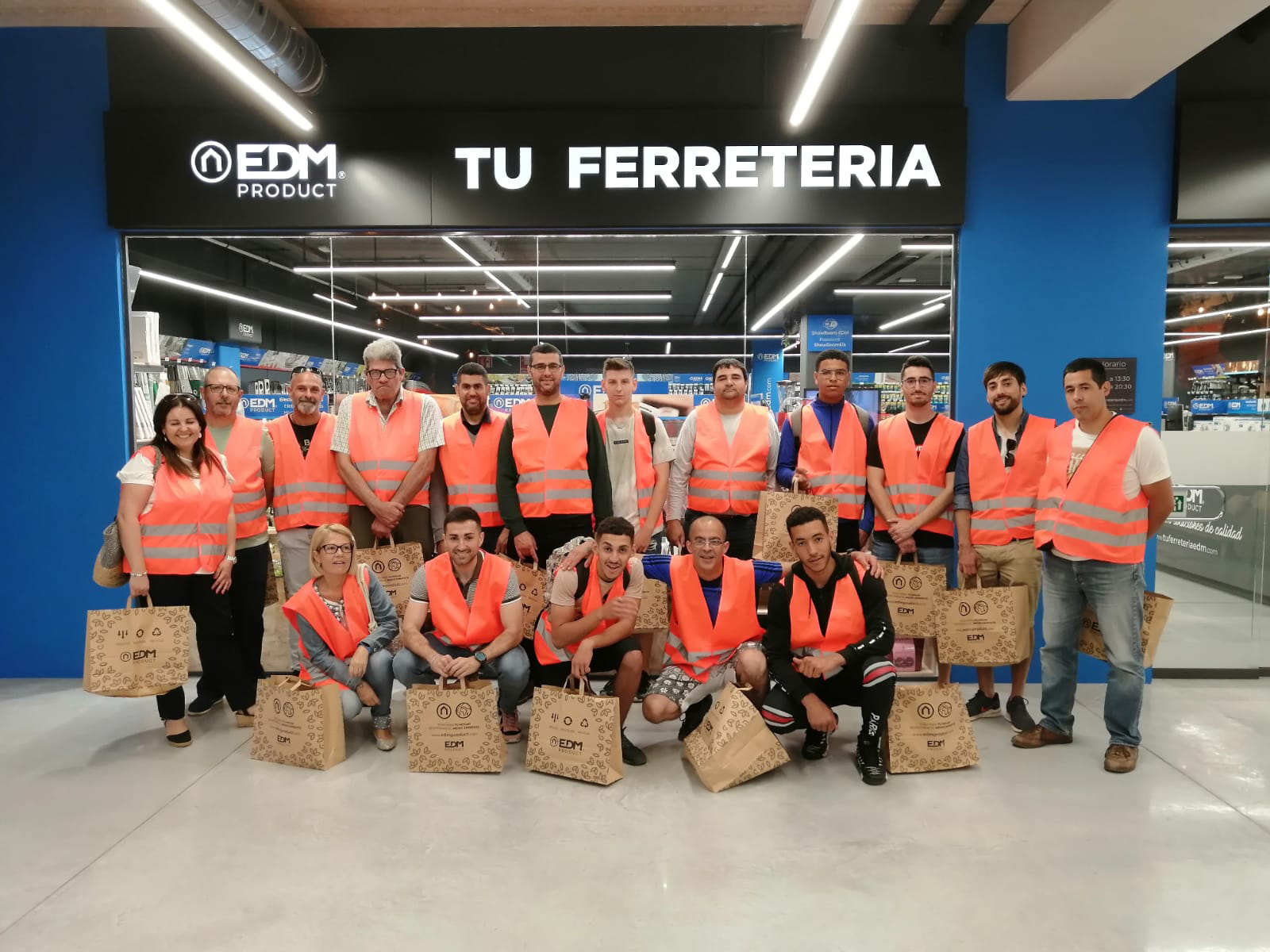 Visita de los alumnos del Certificado de Profesionalidad de Actividades Auxiliares de Almacén de la Selva del Camp